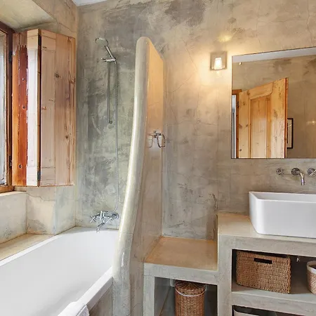 Big Red Barn - Spectacular Óbidos