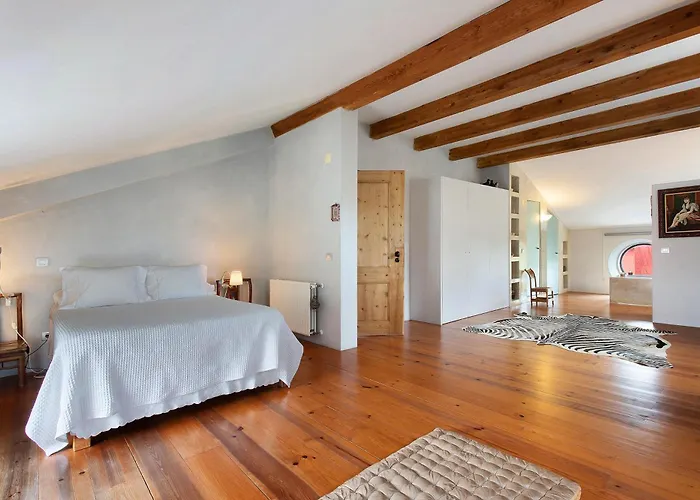 Big Red Barn - Spectacular Hébergement de vacances Óbidos