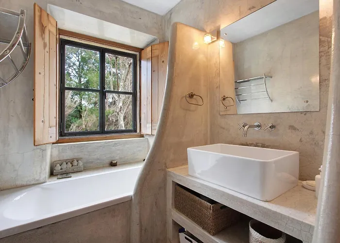 Big Red Barn - Spectacular Óbidos